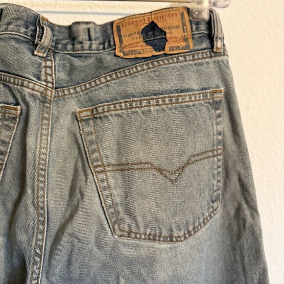 Diesel Industry Denim Division Men's Straight-Leg Jeans Size 34 Made In Italy - Picture 12 of 13
